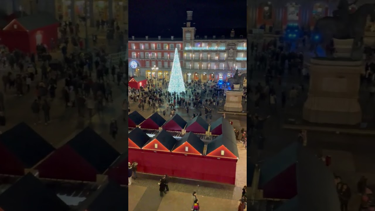 Plaza Mayor Christmas Market, Mercado Tradicional Navidad de la Plaza Mayor, Madrid, Spain
