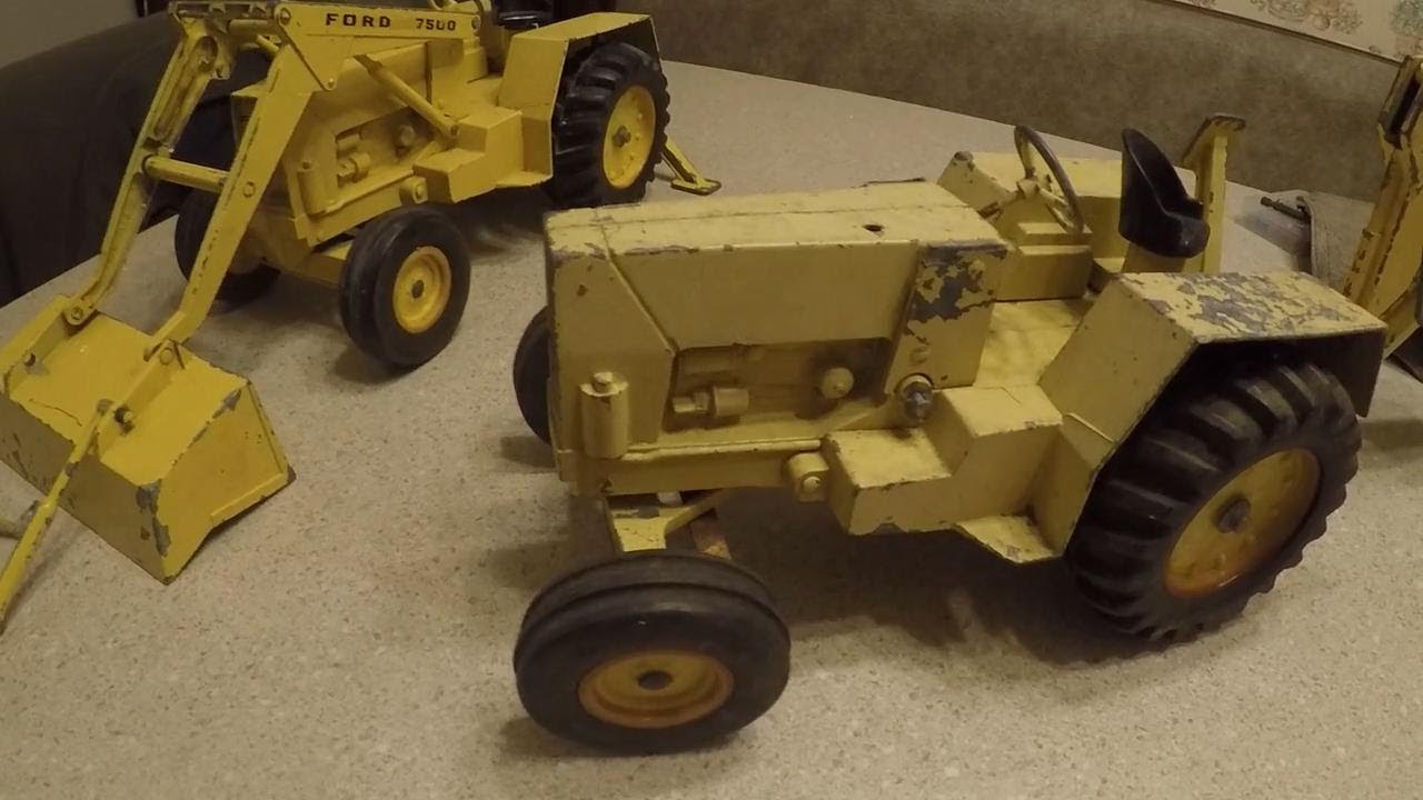 ERTL backhoe Ford 7500 restoration. Not a Tonka.