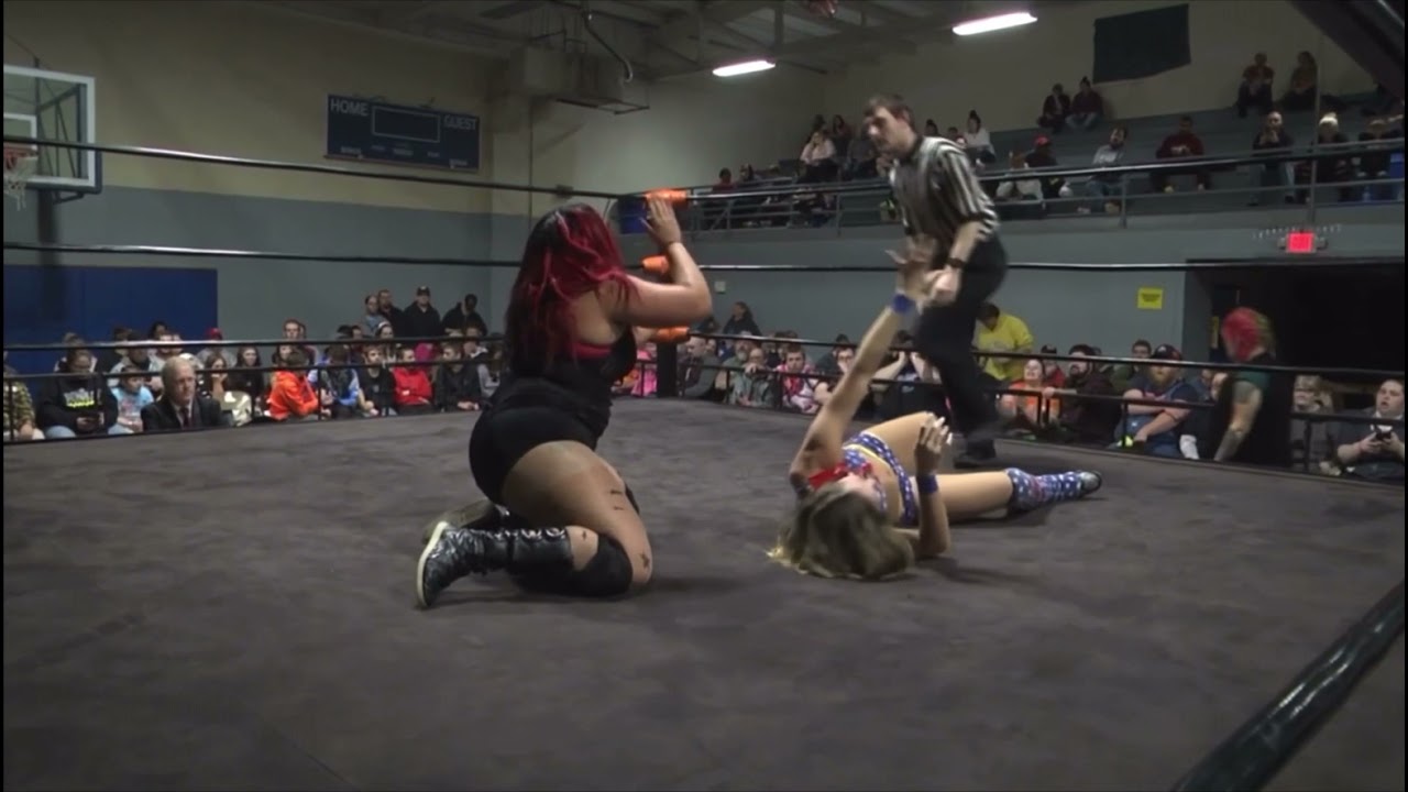 Paloma Starr vs Nikki Victory