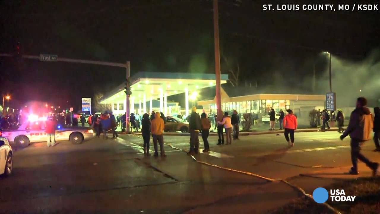 Crowd set off explosives after cop killed Missouri teen
