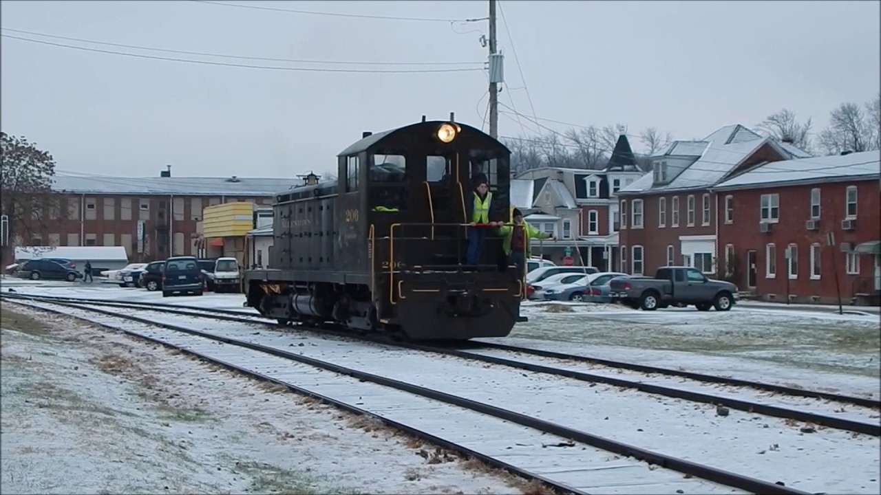 Christmas Specials of Eastern PA Tourist Railroads 2016