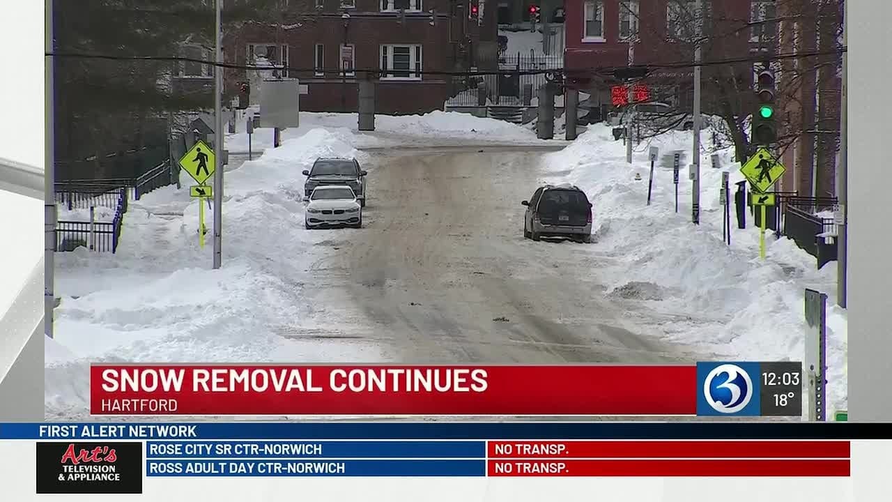 VIDEO: Snow day continues in Hartford