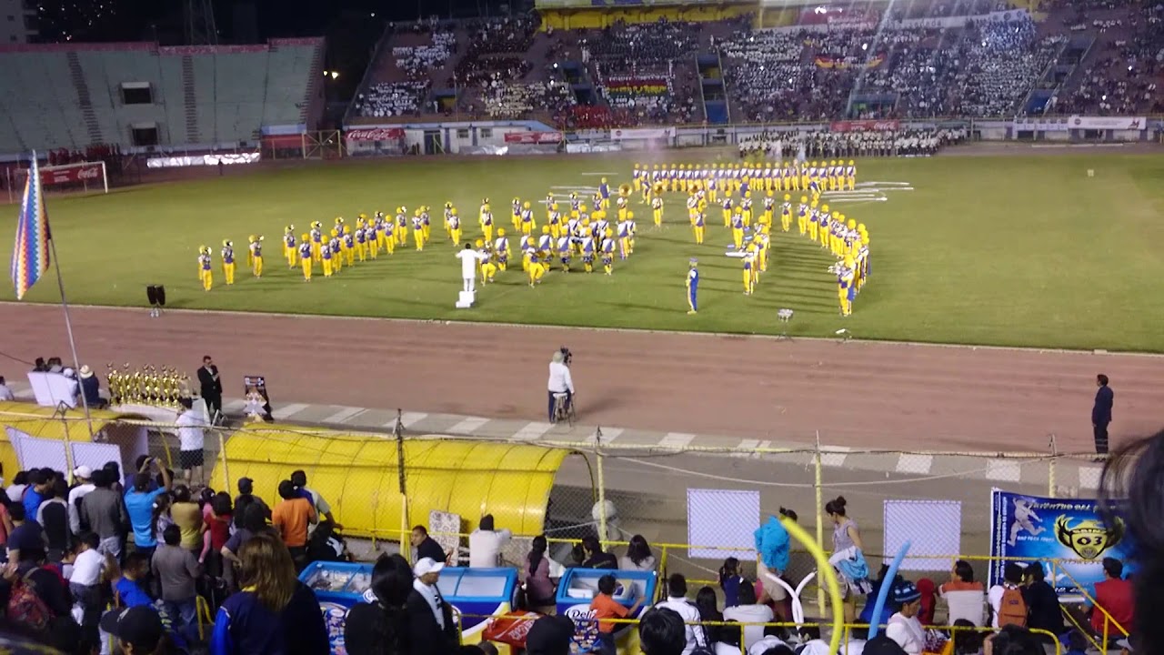 Colegio Nacional Antonio Jose de Sainz en el concurso de bandas de Cochabamba 2016 hd