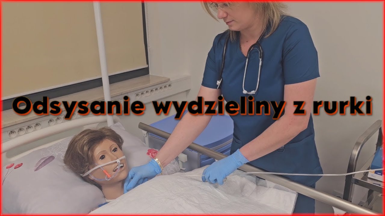 Odsysanie wydzieliny z rurki tracheostomijnej oraz jamy ustnej pacjenta