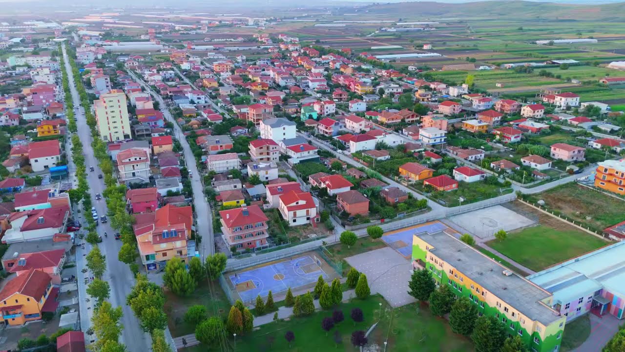 Divjak&euml; - a delightful Albanian town