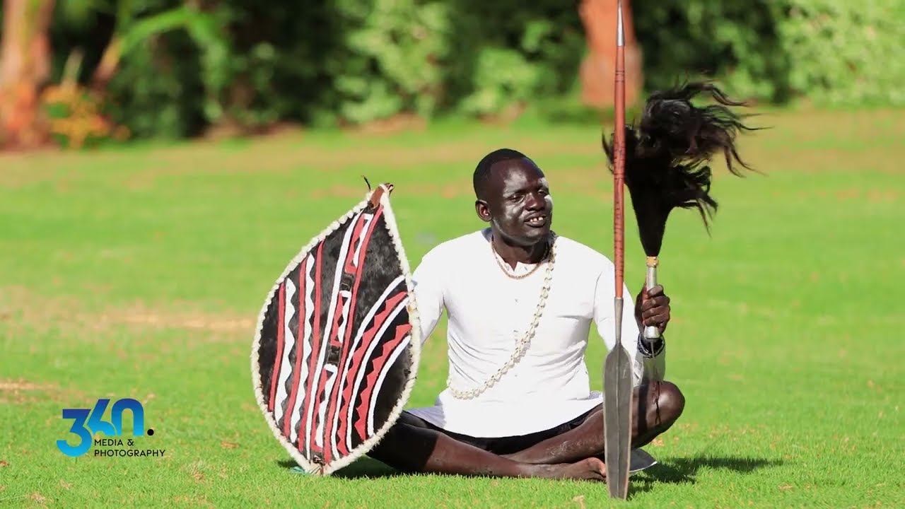 Loor Ciec Manyiel  (Amoc Dance in Nairobi).