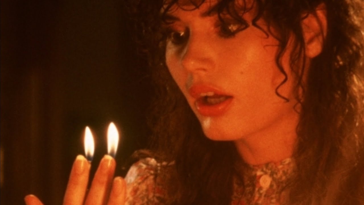 Things Only Adults Notice In Beetlejuice