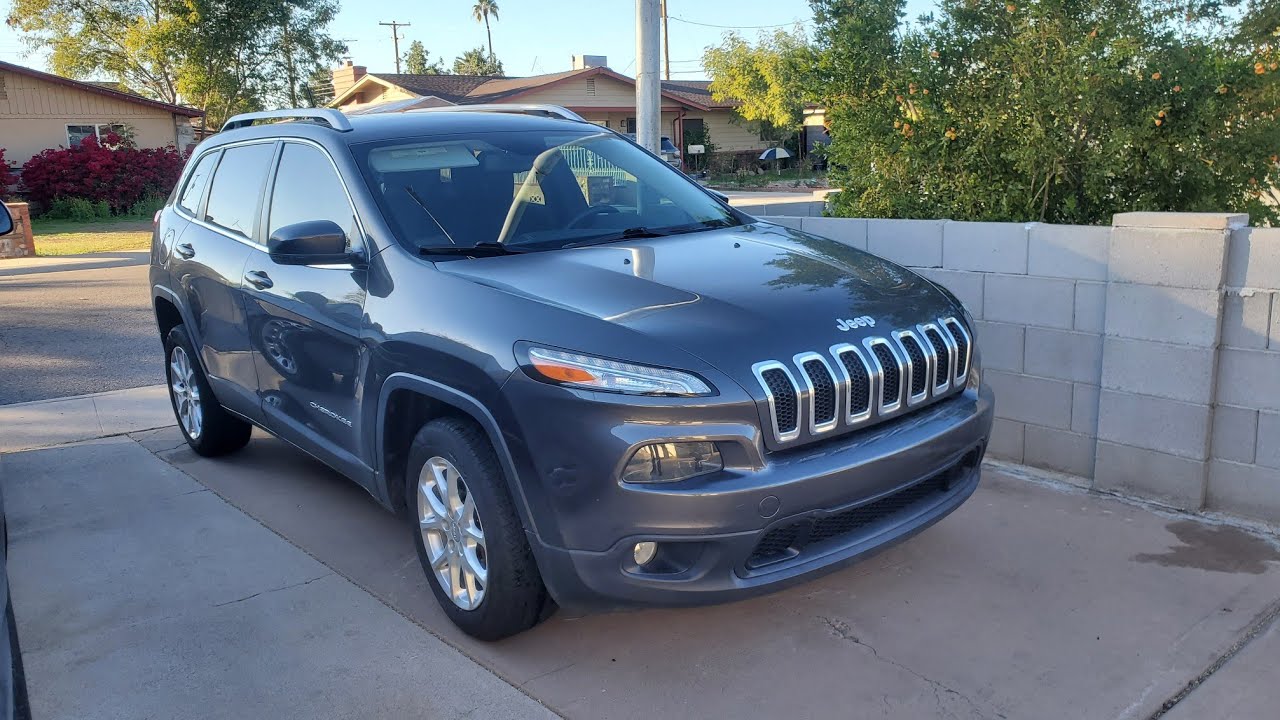 2014 al 2019 jeep cheroke latitud como camviar sensor de precion de aceite del motor