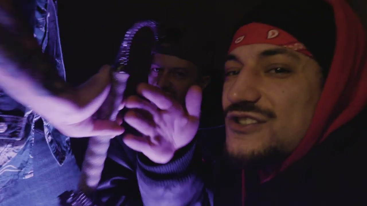 gAZAh x J Saw - Kobras