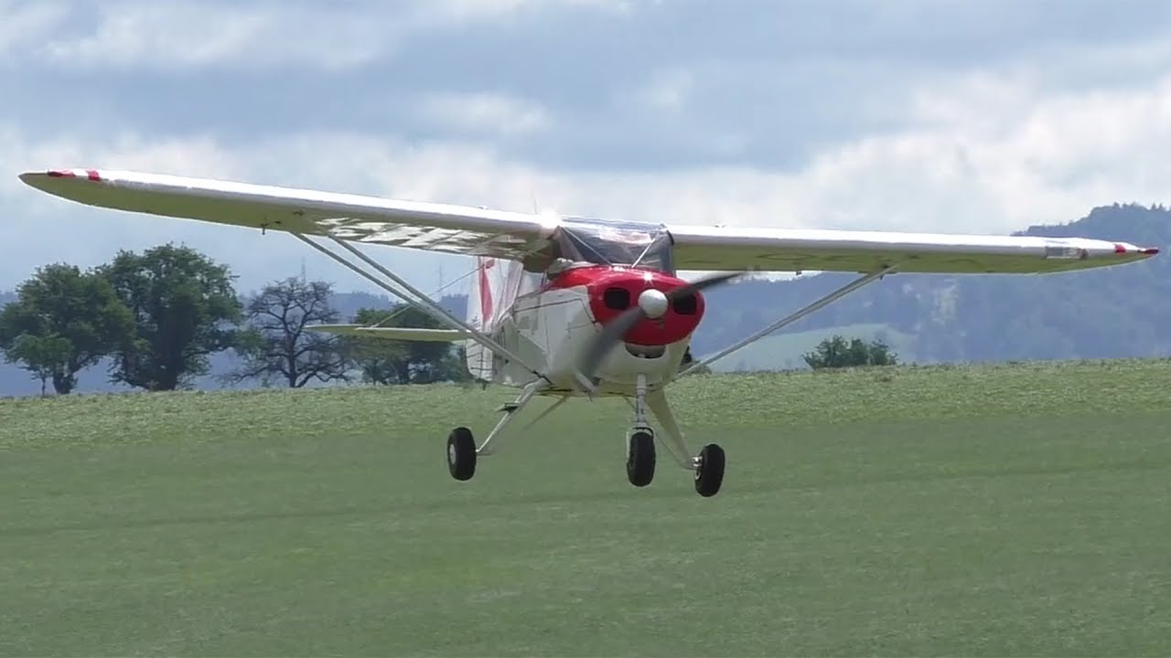 Piper PA-22-108 Colt fly-by and touch & go at Airfield Seitenstetten | OE-AIZ