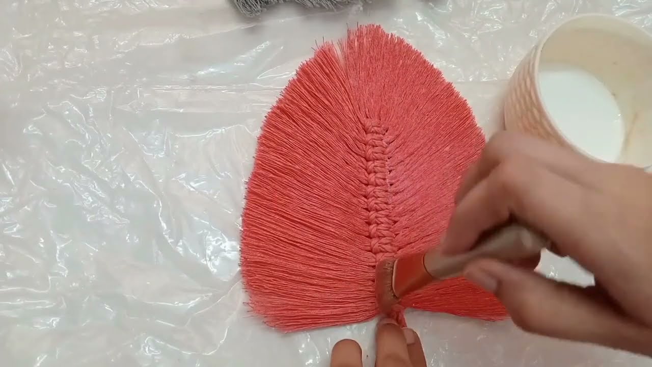 Easy Way to Make A Perfect Macrame feather wall hanging
