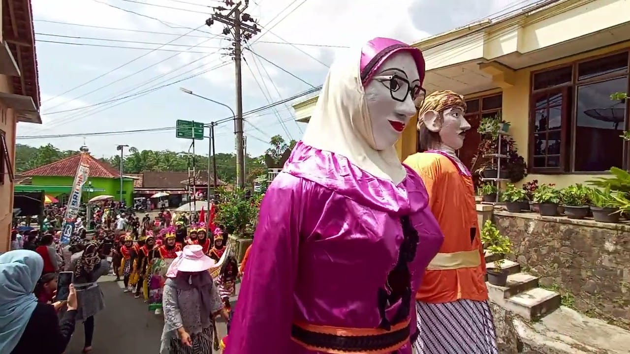 karnaval Merti dusun Gumuk & Krajan Kebondalem, Jambu, kab.Semarang (part 1)