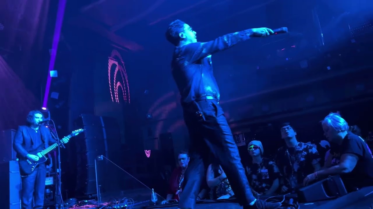 Dayseeker - Crying While You&rsquo;re Dancing live on Shiprocked 2024 2/5/24