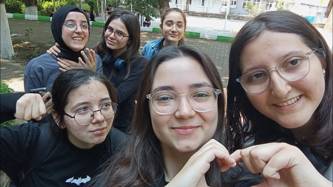 OKULDAN KAÇAMADIKK(Fizikçi koalisyonuna yakalandık 🥲)