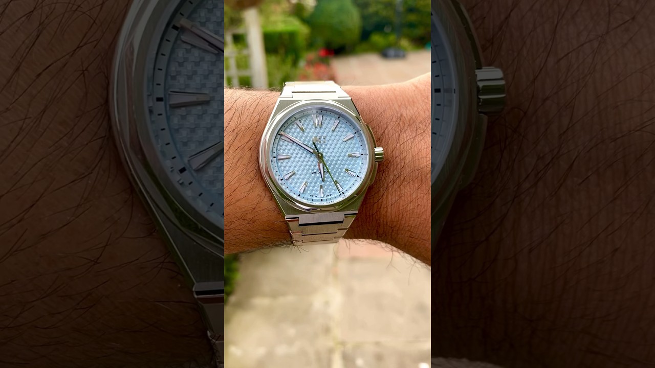 Christopher Ward the Twelve 36 mm glacier blue. Nicer than an AP Royal Oak? 😎