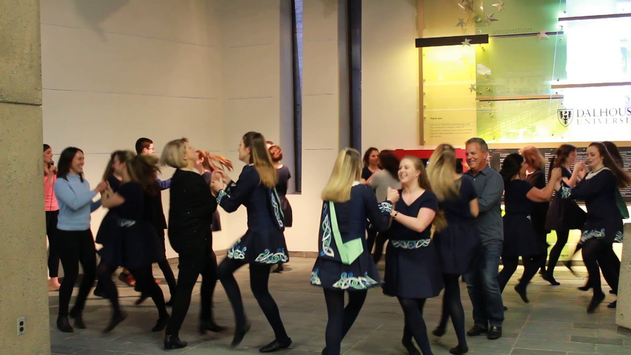 St. Patrick's Day at the Cohn - An Rince Mor with the audience