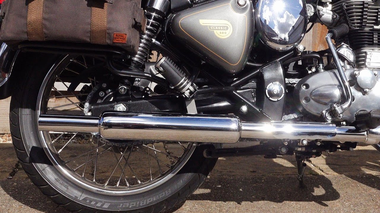 Royal Enfield classic 500, made in England Exhaust swap by hitchcocks Motorcycles!