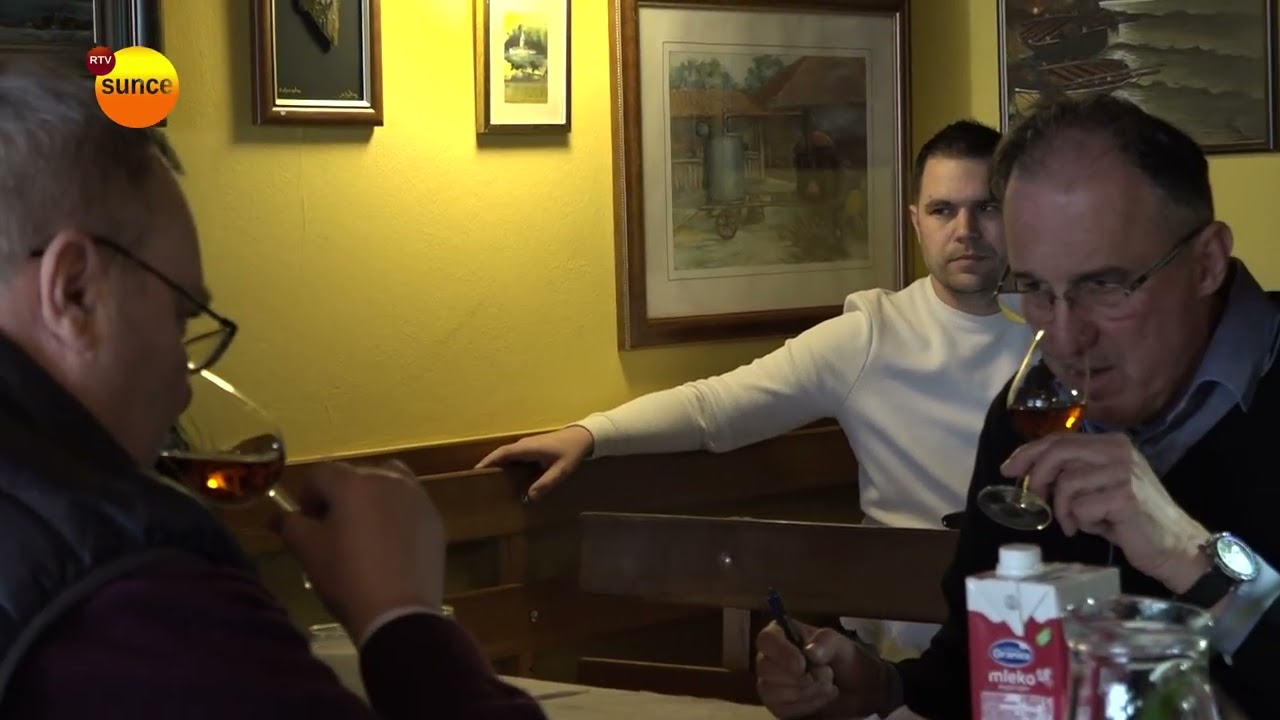 Ocenjivanje vina i rakija u restoranu Krf