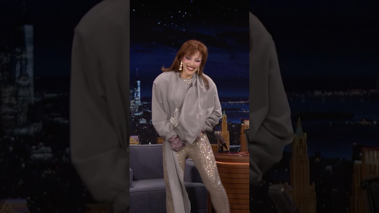 #DojaCat teaches Jimmy an &lsquo;80s dance move inspired by Vie! #DojaOnFallon #FallonTonight