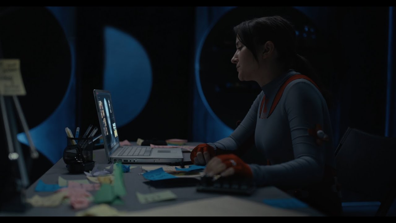 HOLO | Full Movie Review | Indie Film Review