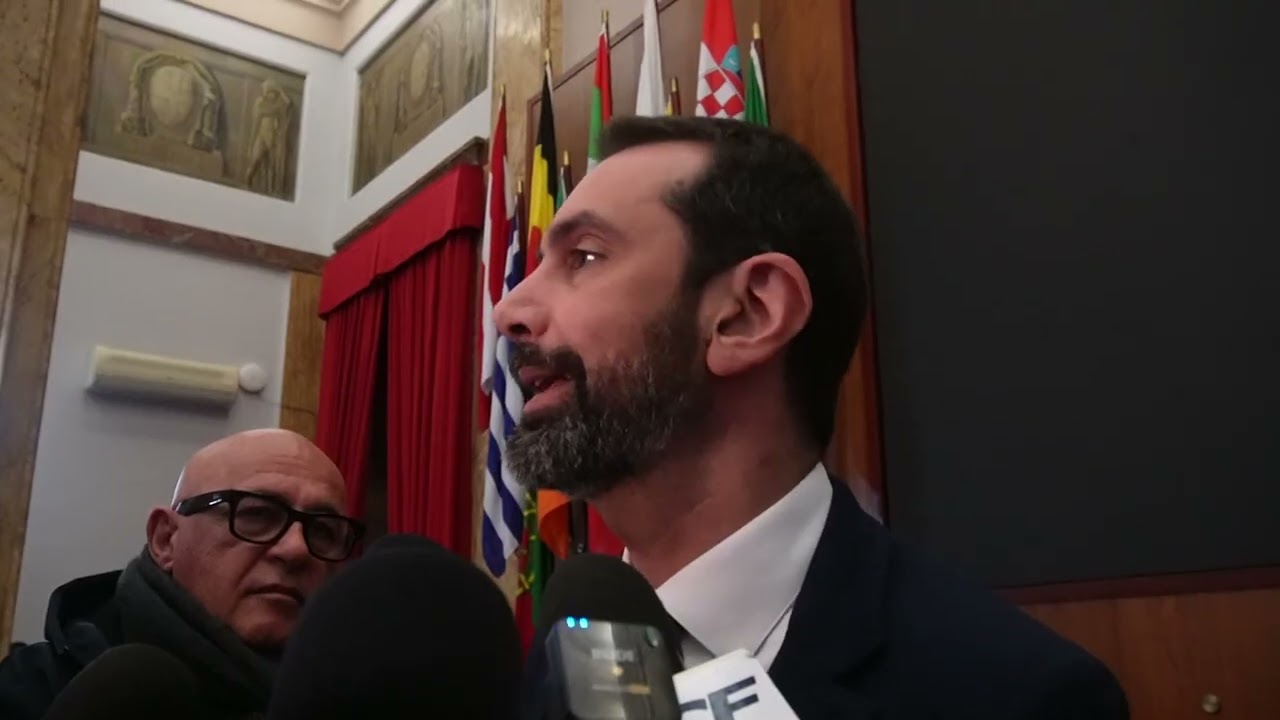 Messina – Il sindaco Federico Basile si dimette, si andrà al voto a maggio