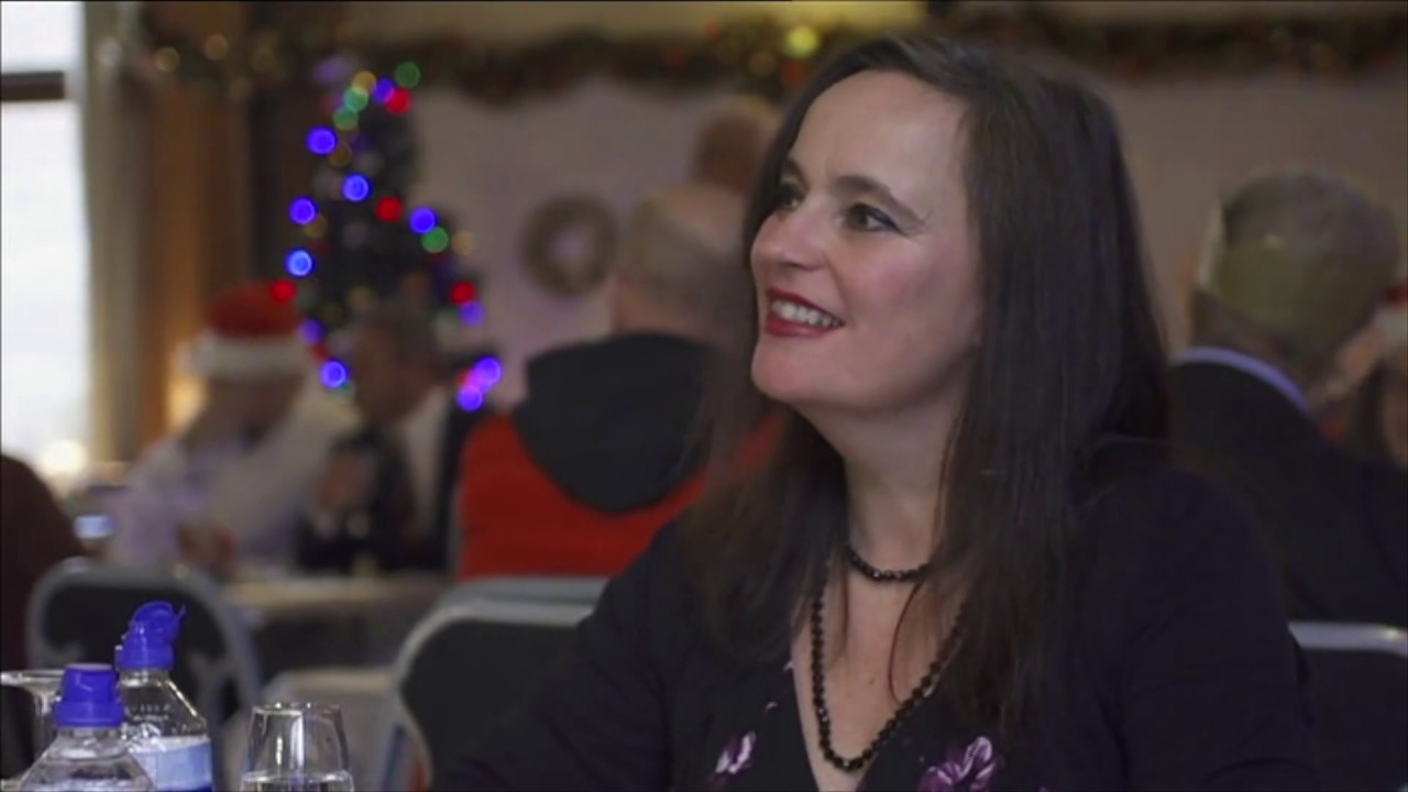 BBC News - Chris Golding treats Stoll Veterans to Christmas lunch