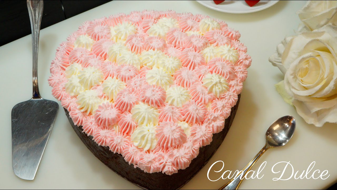 ¡Tarta de Fresa y Chocolate en Forma de Corazón Para San Valentín!