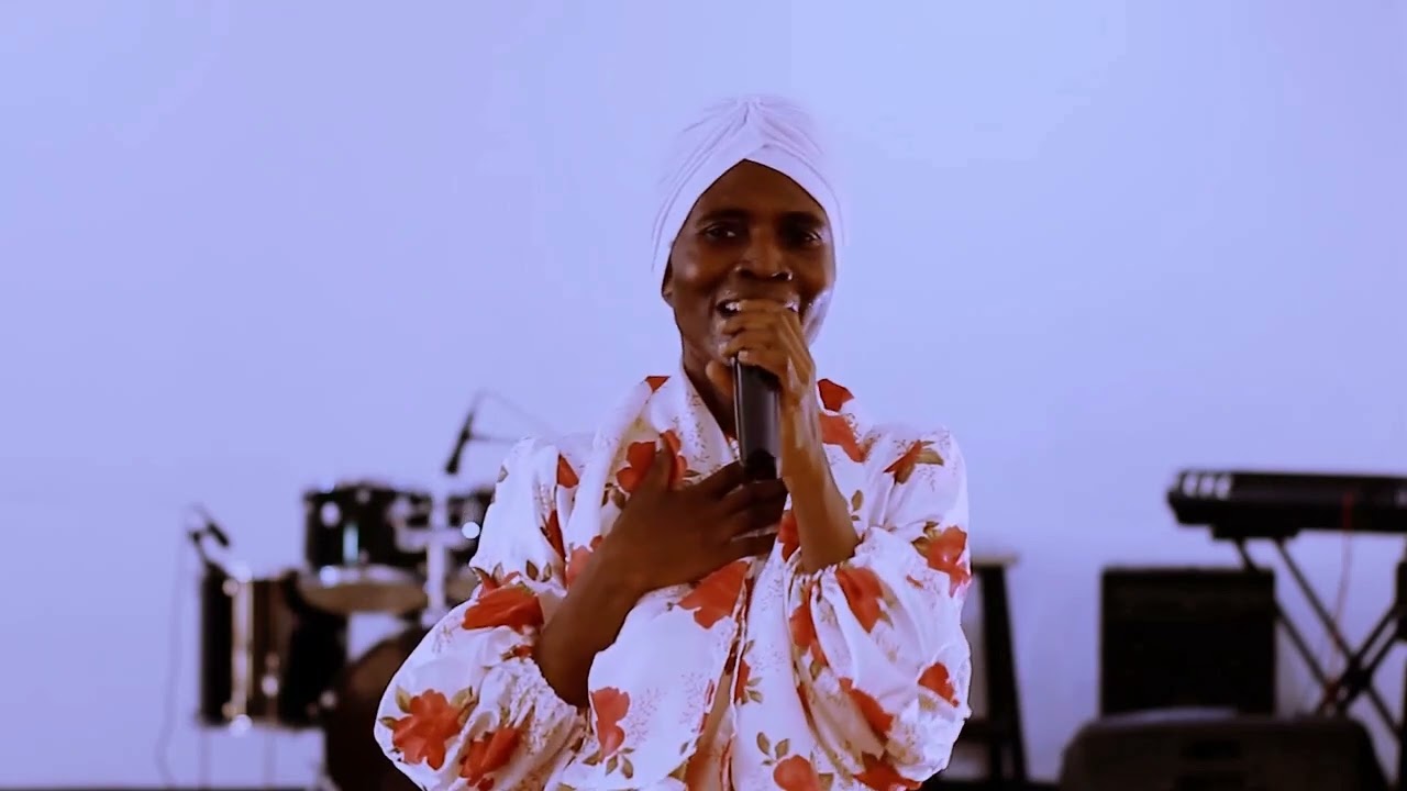 Adeshye mogya by Noramay 