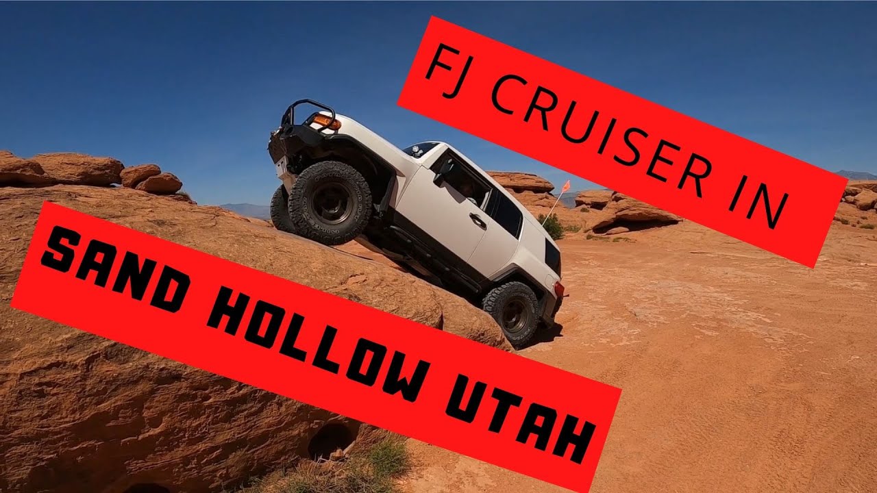 FJ Cruiser in Sand Hollow Utah