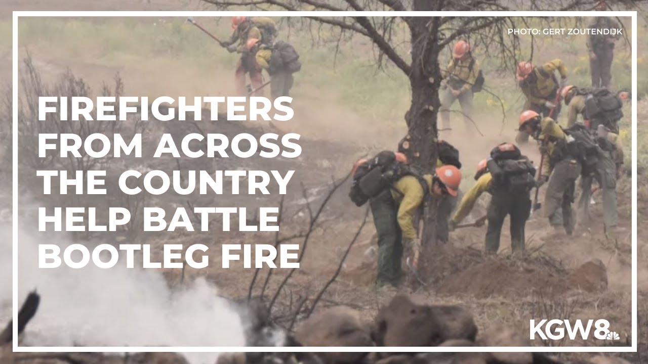 Crews from across U.S. battle Bootleg Fire in southern Oregon