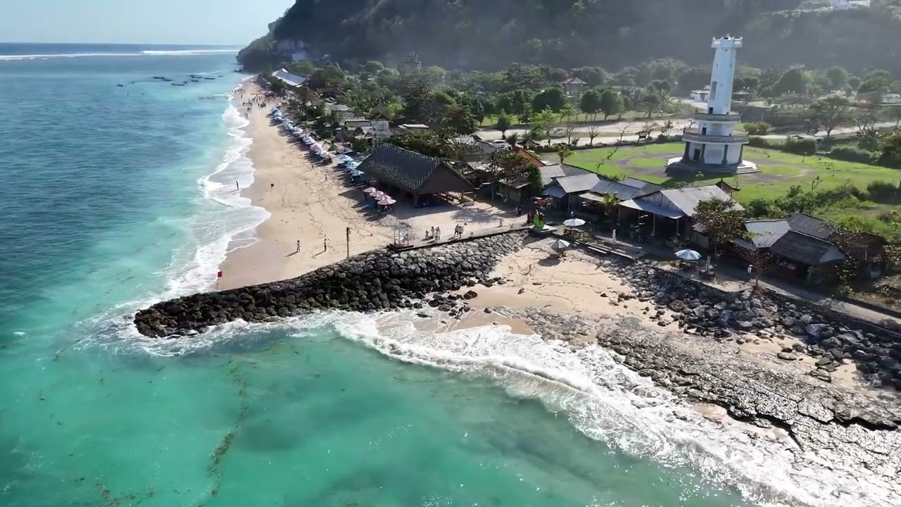 Roosterfish Beach Club