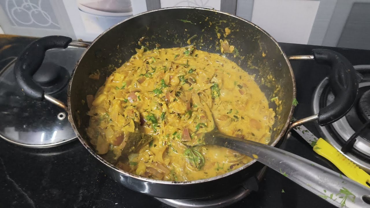 ऐसे बनाए मलाई प्याज की सब्जी राजस्थानी स्टाइल में 😋#cookinghumor #cookingchannel #cooking 
