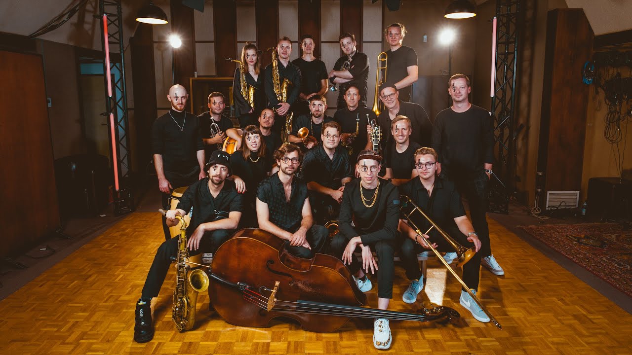 Jazzrausch Bigband • Es wird scho glei dumpa • Official Studio Video (4K)