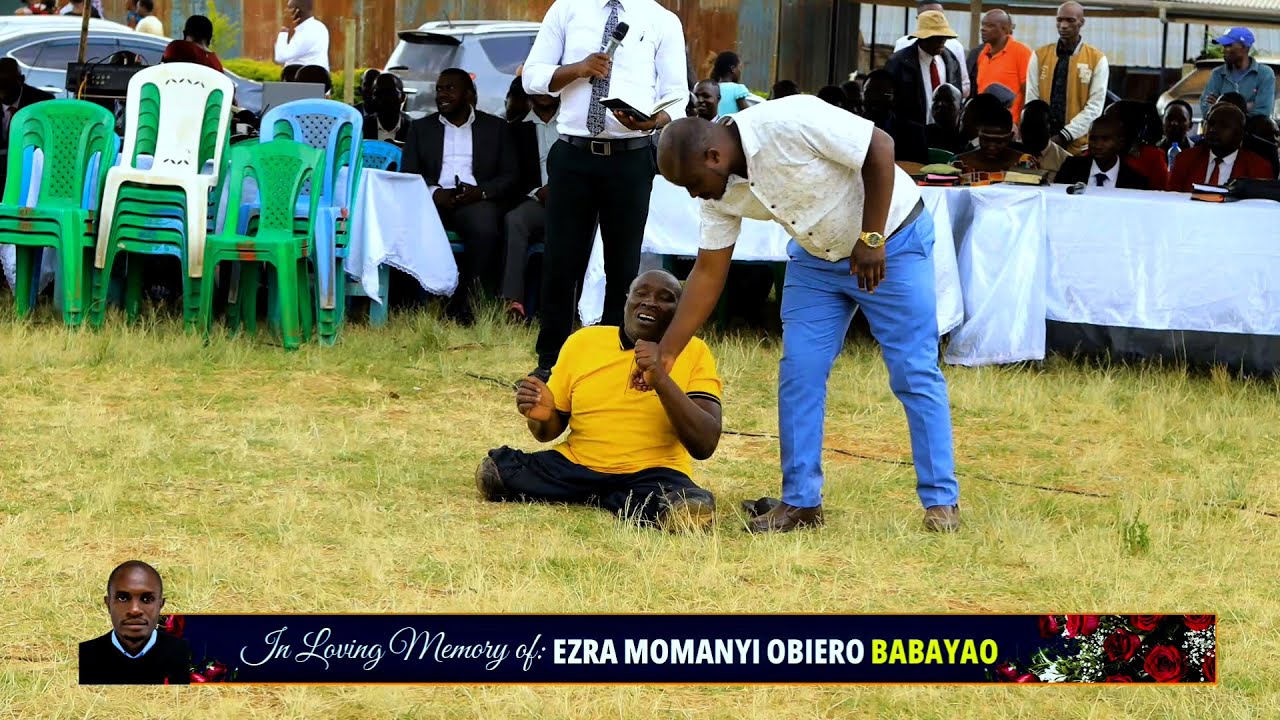 MOGAMBI NGOCHARE BWANGO By Richard NyamuNyamu live perfomance at ezra obiero funeral
