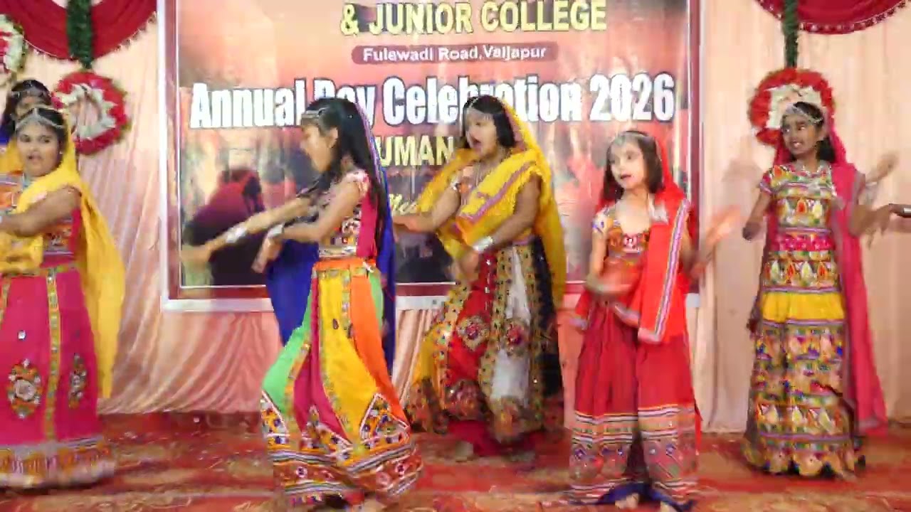 Traditional Rajasthani Dance by Students | Colorful Cultural Performance | Umang 2