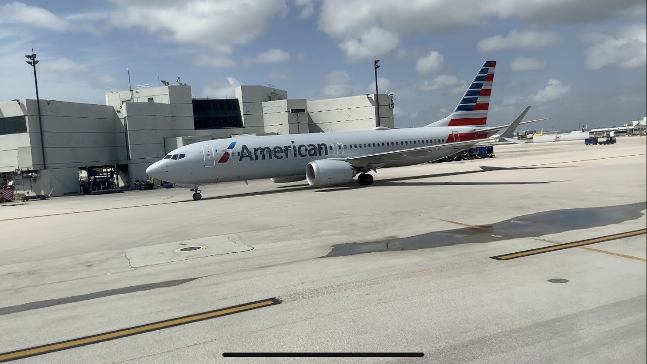 TRIP REPORT / Miami to El Salvador / American Airlines Boeing B737 Max 8