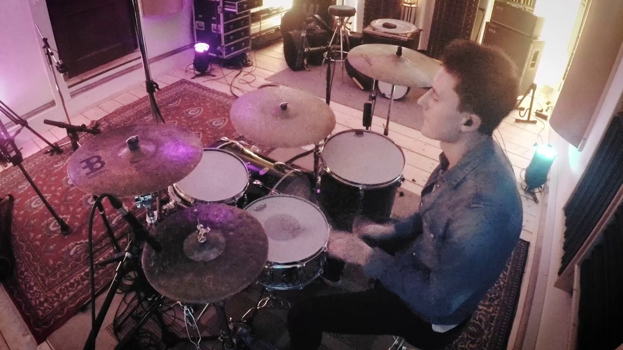 Andreas Karall - Foo Fighters - Bridge Burning - Drum Cover