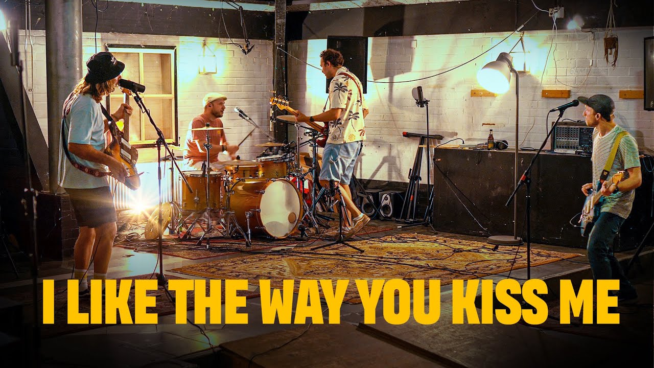 Starfish - I like the way you kiss me (Artemas cover)