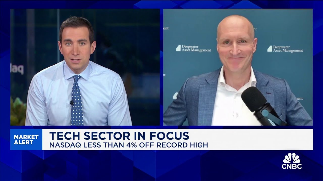 The Apple iPhone can grow around 15% in fiscal 2025, says Deepwater's Gene Munster