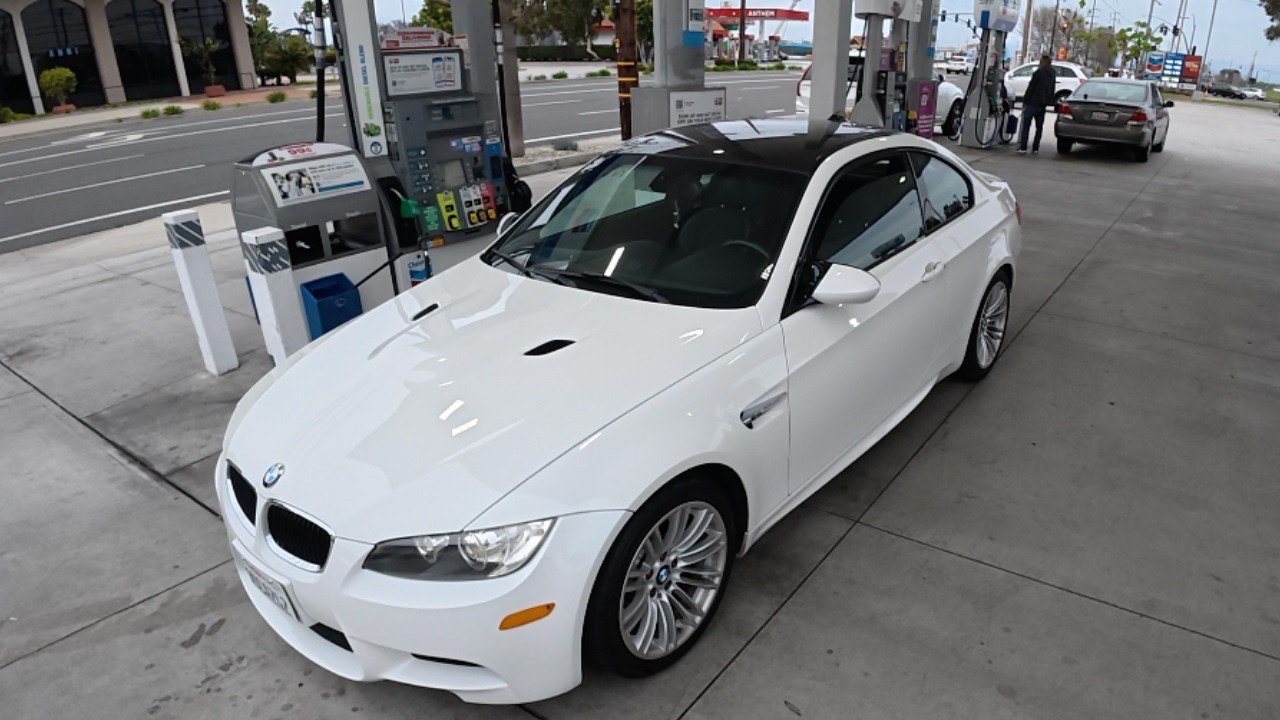 MY NEW DAILY DRIVER - BMW M3 E92 6-SPEED MANUAL
