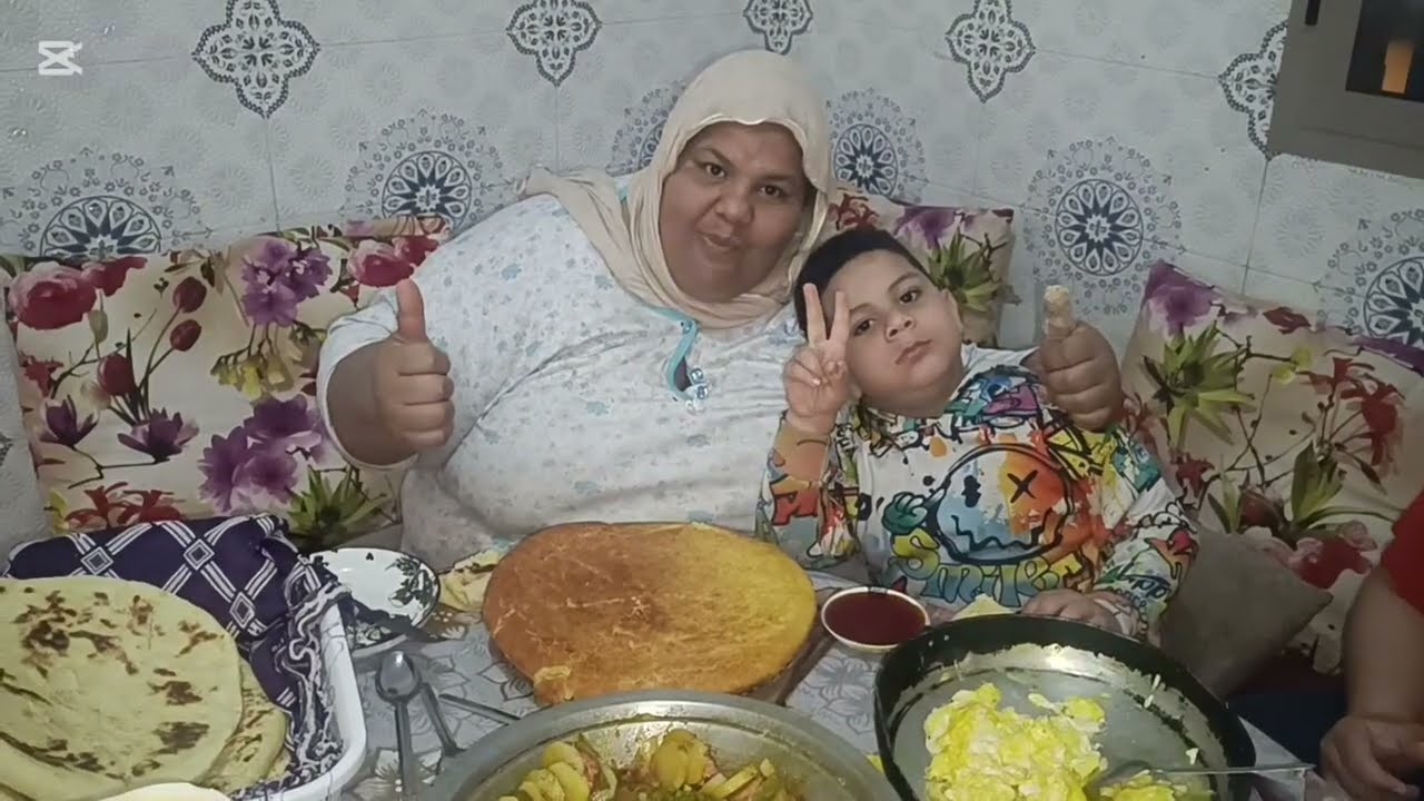 لبنات ♥️ شاركت معاكم هنا 😄 فطوري 🍳 المتواضع 🎀