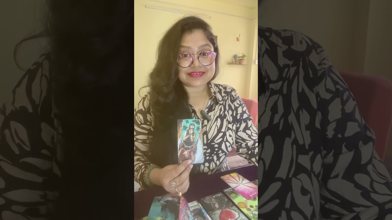 Someone Want To Use This LADY To TRAP You , Be Conscious🧿🧿🧿🧿/ Hindi Tarot Reading