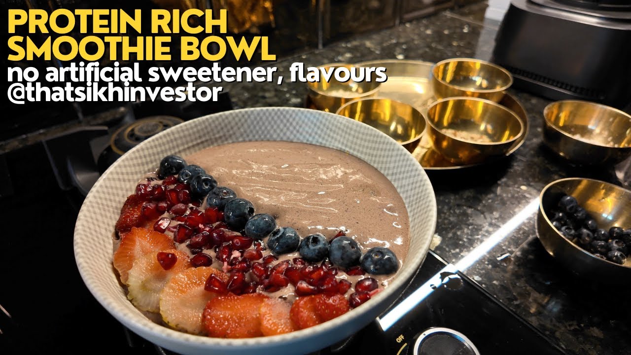 Try this Smoothie Bowl w Cacao, Unflavoured Protein and Dates 