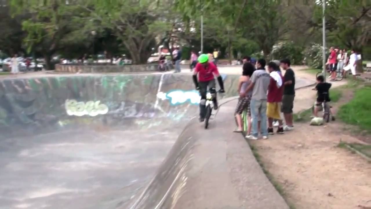 Cone Crew em Porto Alegre #2 (12/2009) (parte 1/2)
