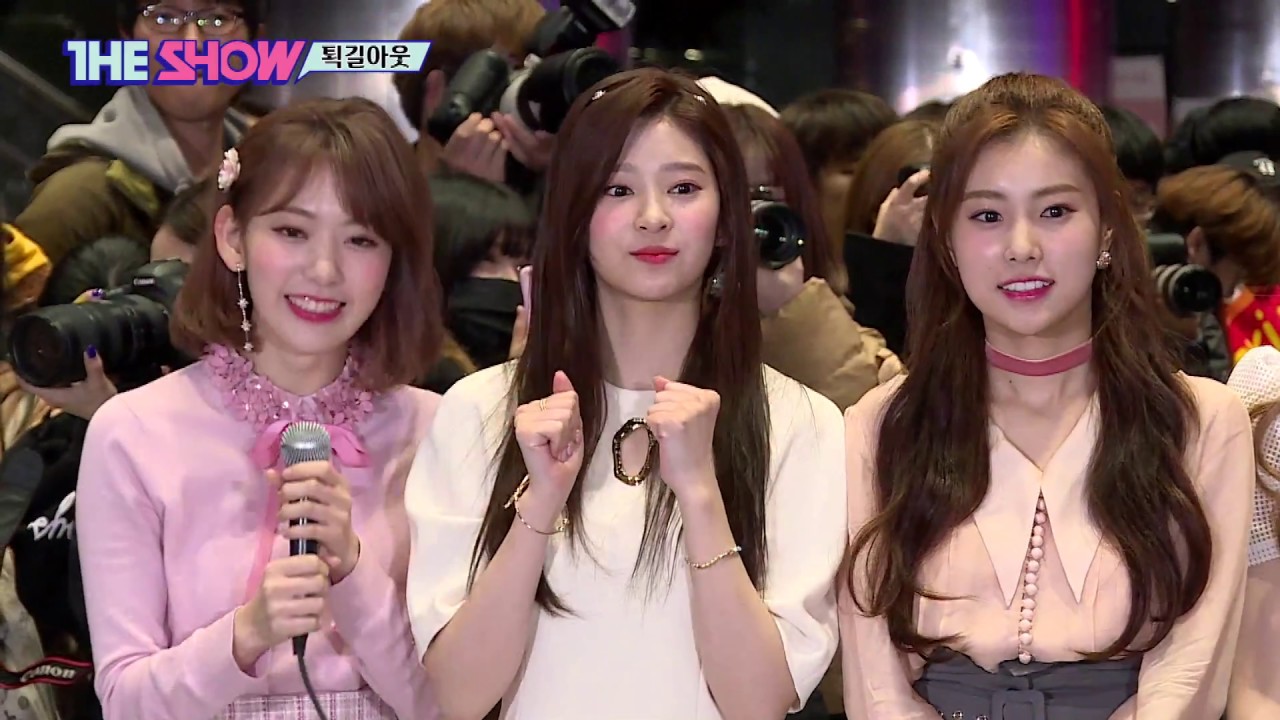IZ*ONE, The Show; On the Way Out! (181113)