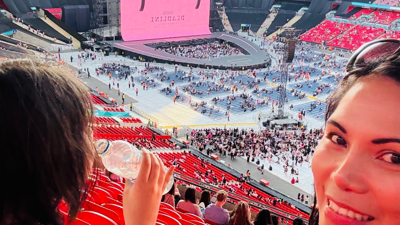 BLACKPINK is BACK in London! K-pop Live at Wembley Stadium #love #blackpink #jisso 