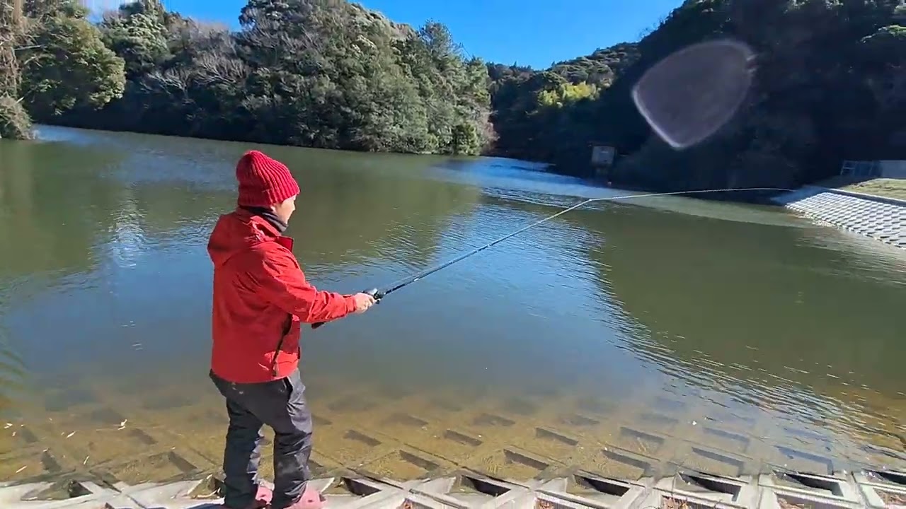 ヒカル社長真冬のバス釣りバズベイト‼️