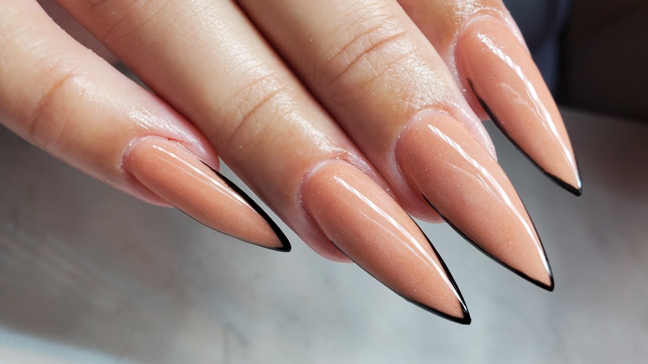 ☝️Como hacer una punta estileto cuando traen una punta cuadrada 💅