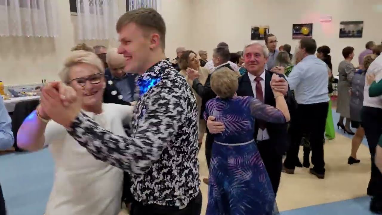 31 grudnia 2023 Sebastian wspaniałe bawi się w PAWŁOWIE z Kapelą Krzysztofa Wieruszewskiego