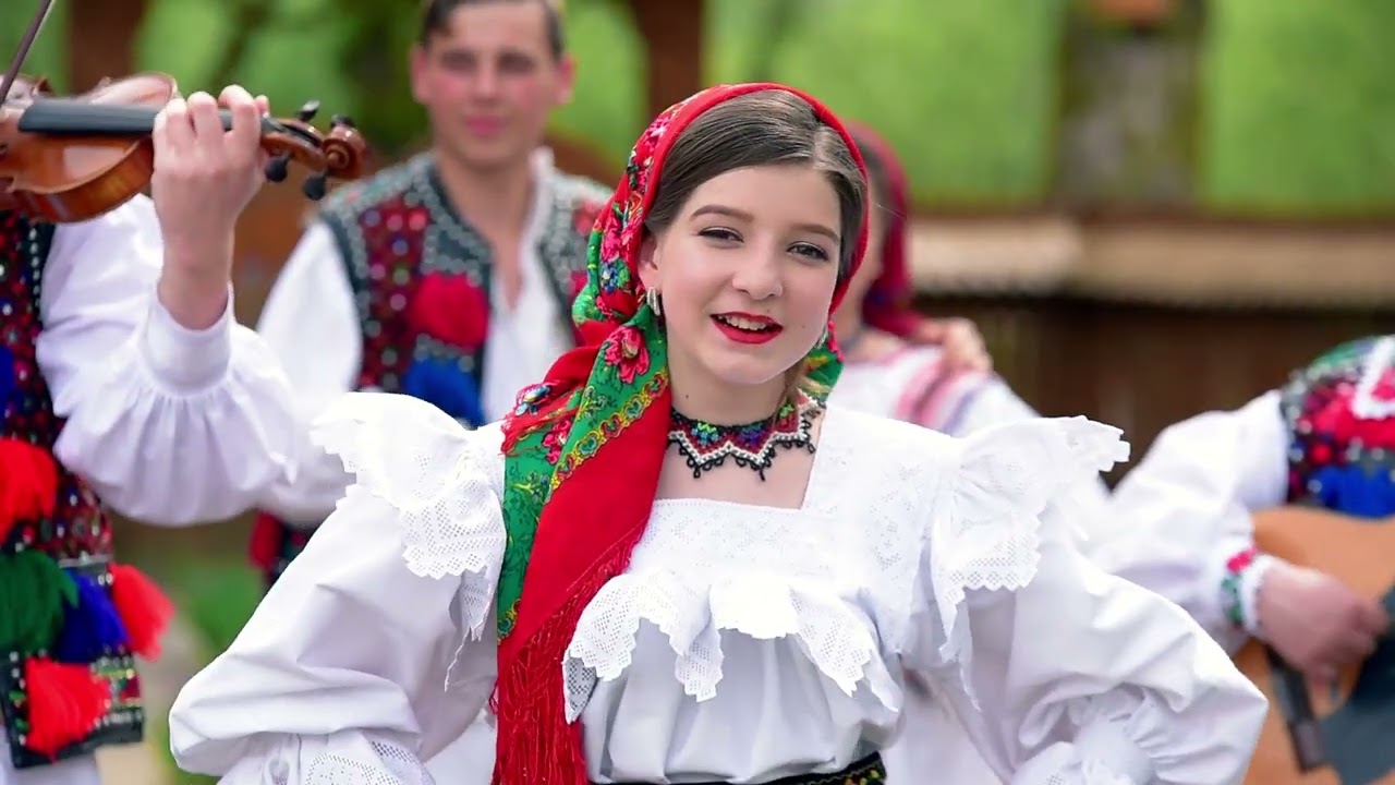 Madalina Gampe - Trece mandru manios